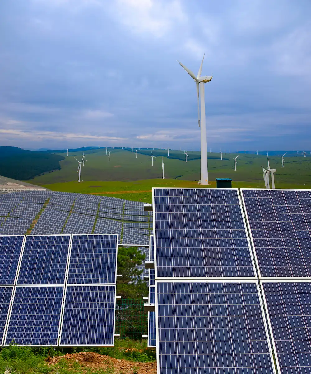 Photovoltaik und Windräder